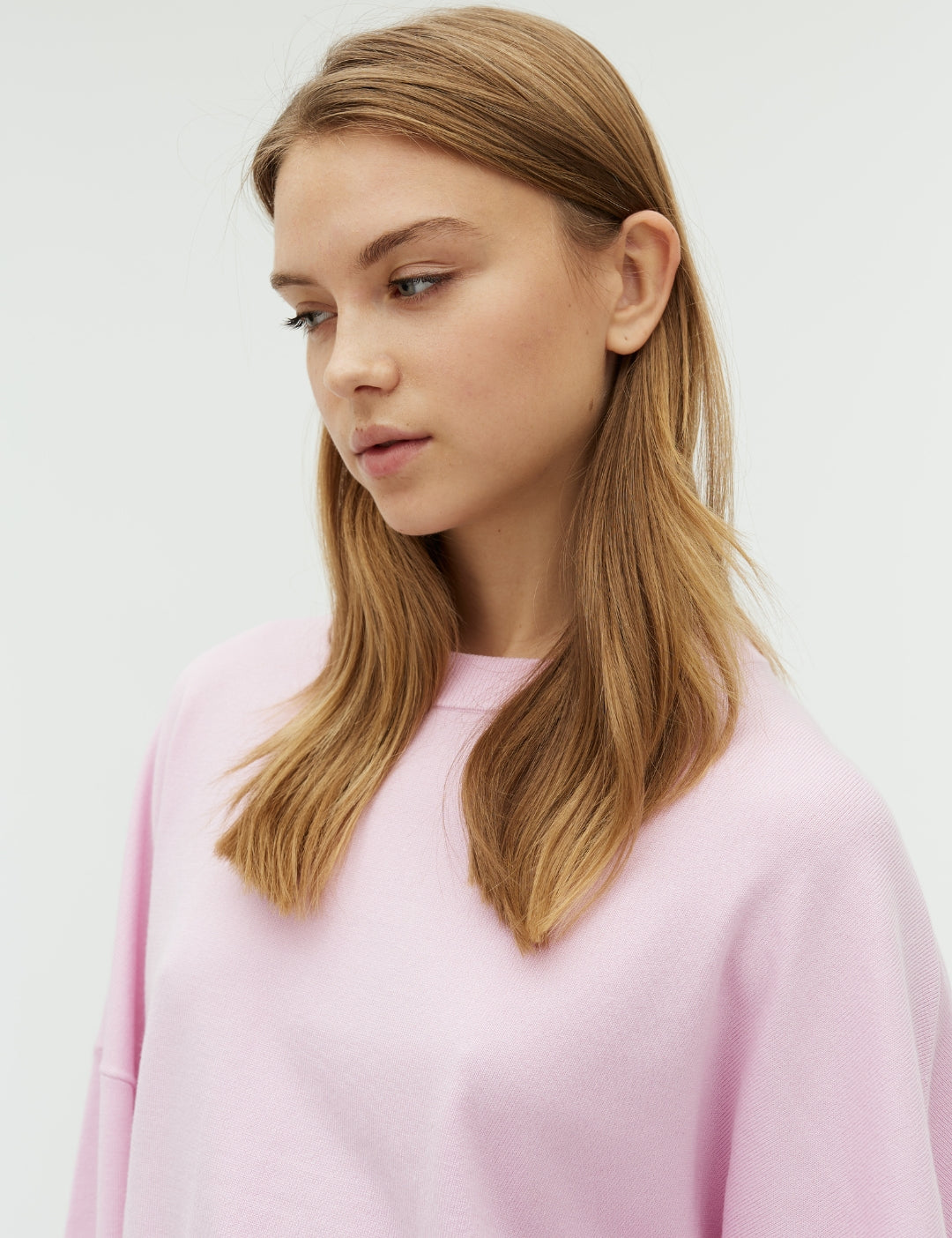 Gillian-M_Light Pink_Model_1