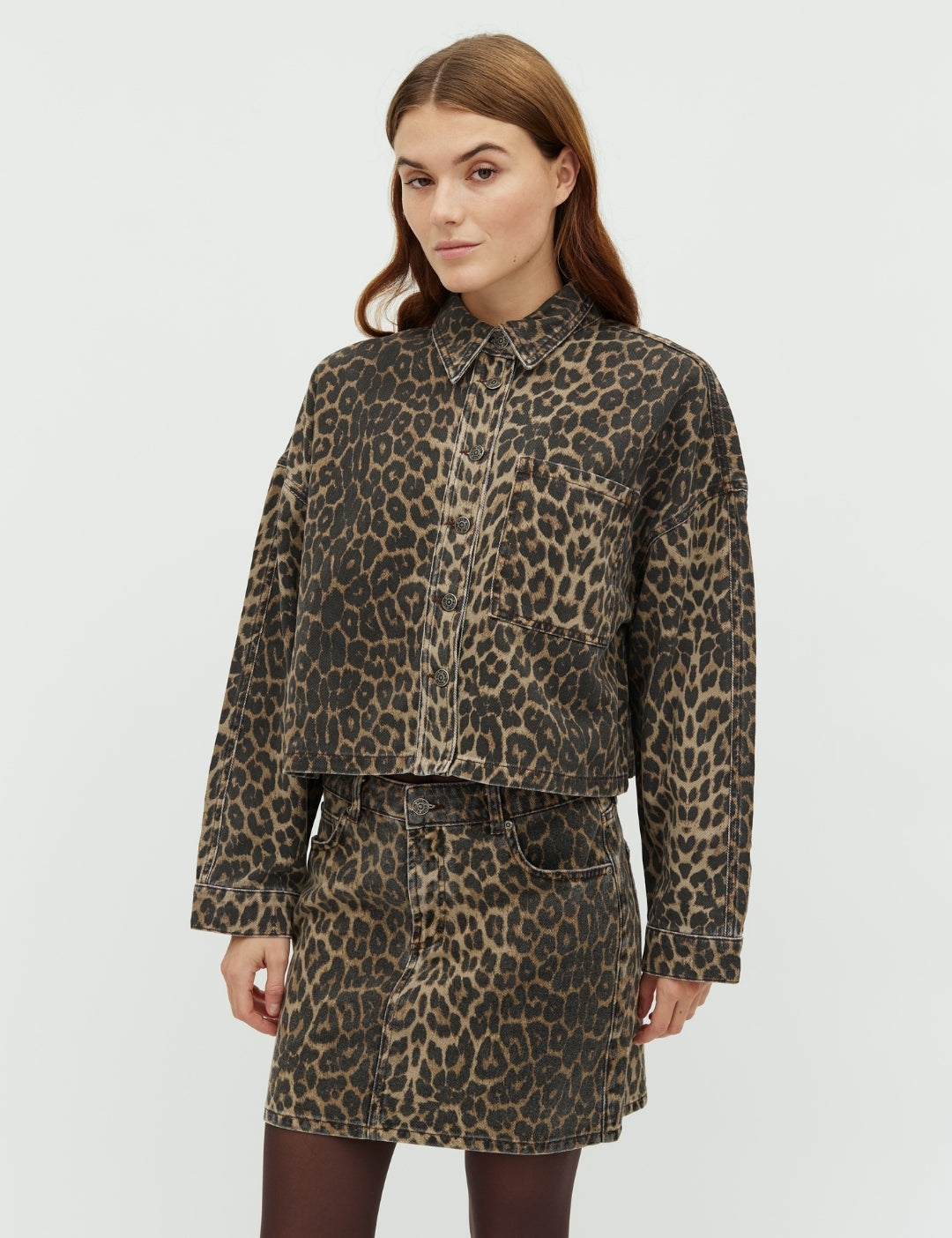 Wanniah-M_Leopard Mist_Model_0